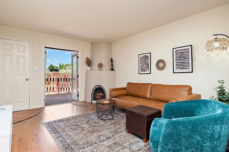 Furnished Finder property 585957_1 photo 13