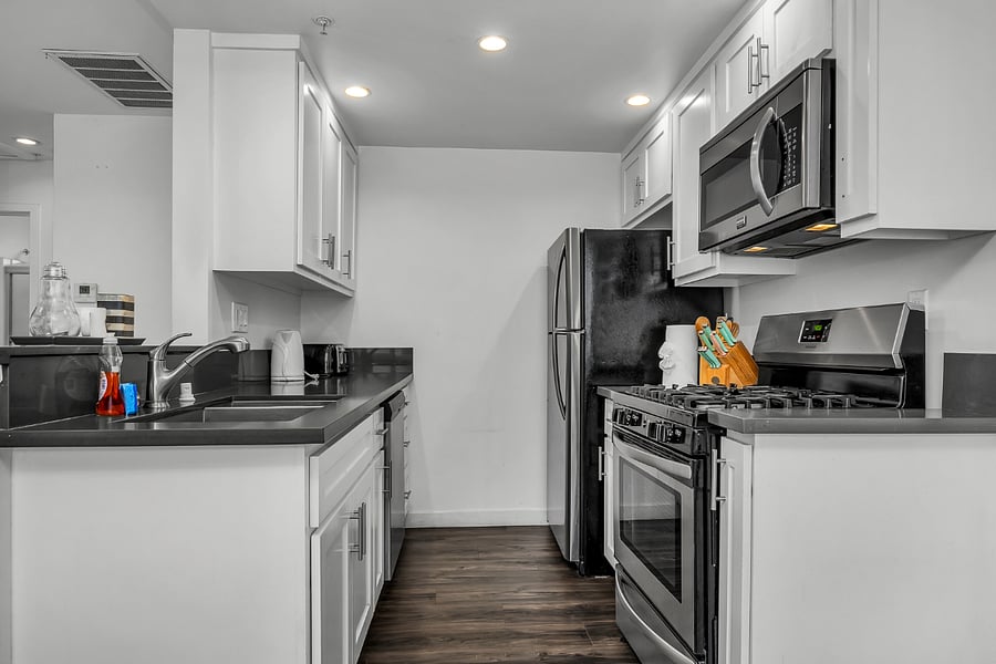 Furnished Finder property 585983_1 photo 7