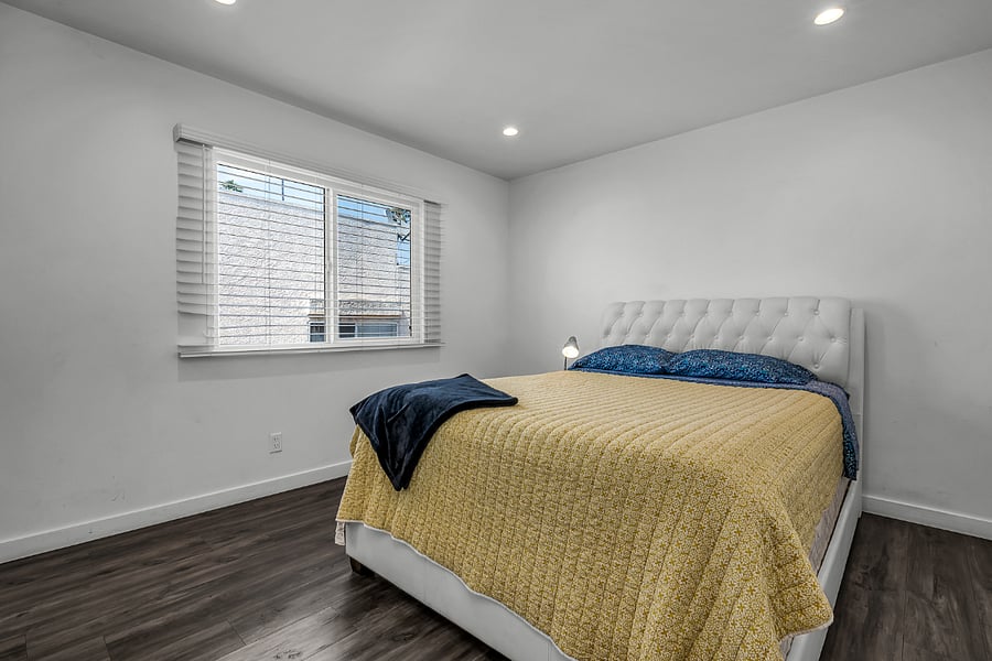 Furnished Finder property 585983_3 photo 12