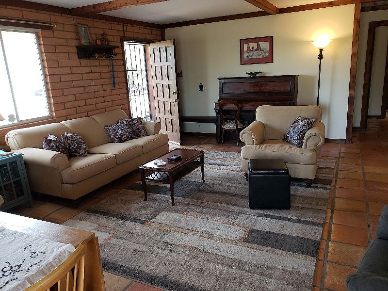 Furnished Finder property 586006_1 photo 3