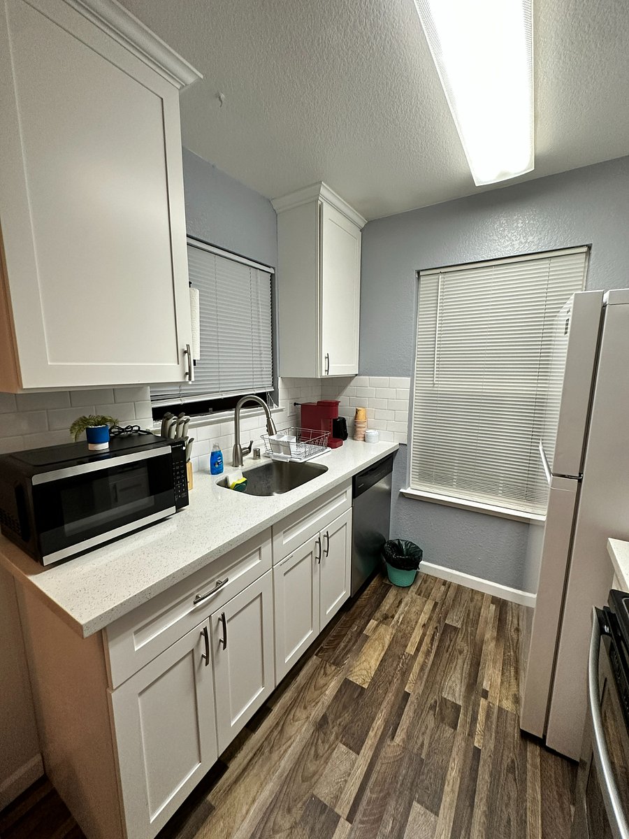 Furnished Finder property 586093_1 photo 12