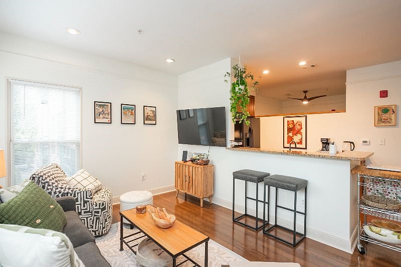 Furnished Finder property 586136_1 photo 19