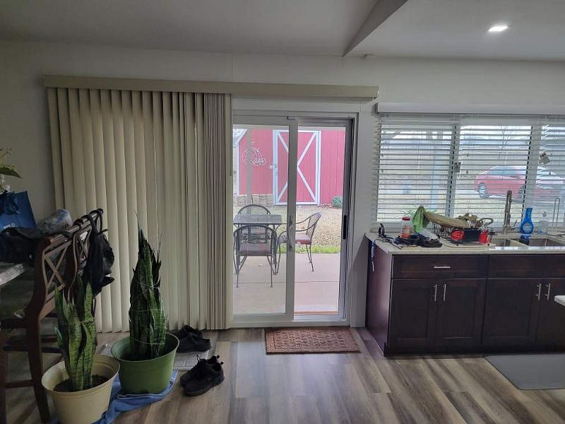 Furnished Finder property 586154_1 photo 6