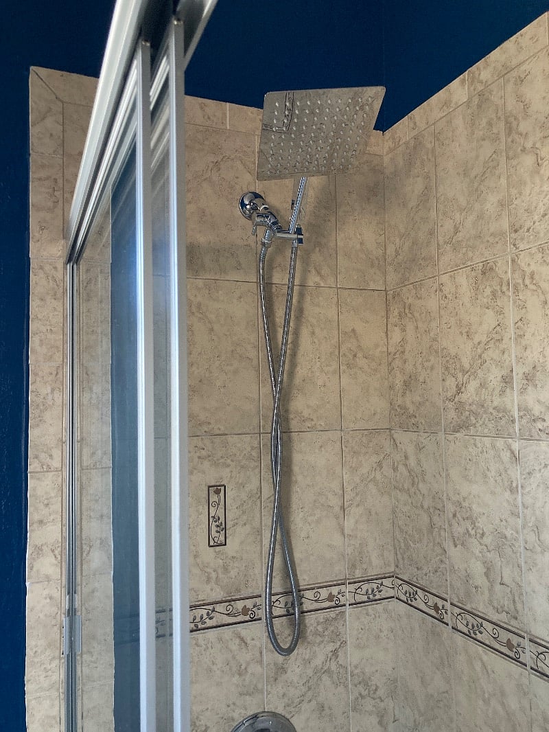 Rain shower head