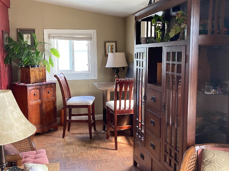 Dining / study table w usb ports & plugs