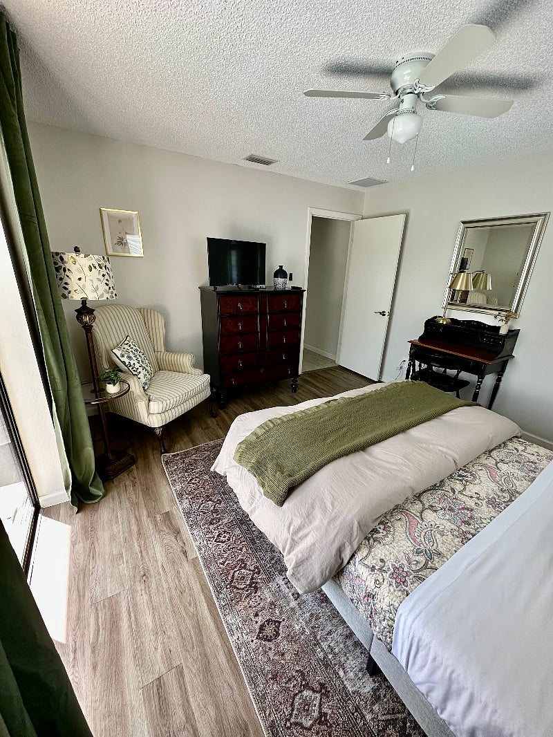 Furnished Finder property 586201_1 photo 24