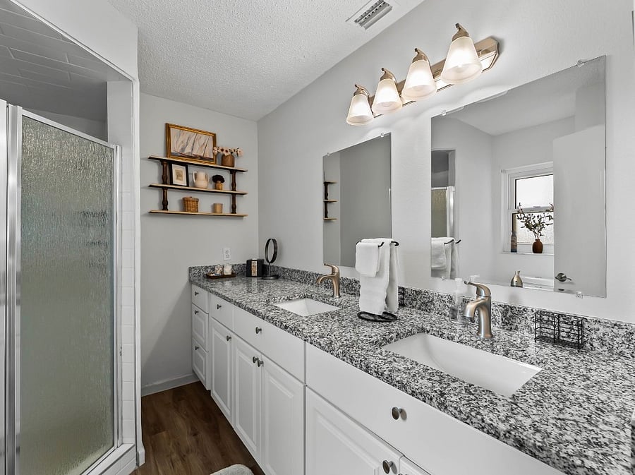 Furnished Finder property 586201_1 photo 23