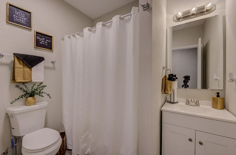 Furnished Finder property 586280_1 photo 16