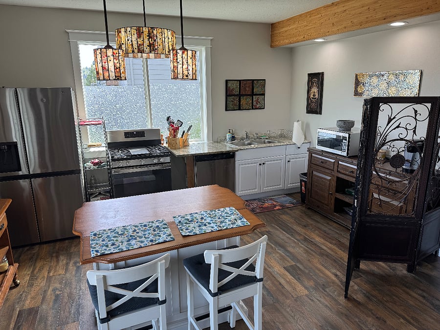 Furnished Finder property 586366_2 photo 16