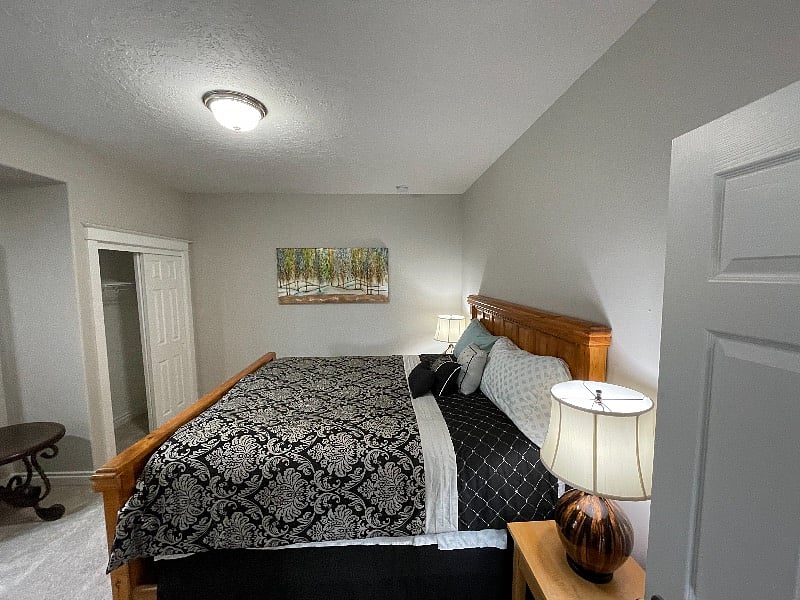 Furnished Finder property 586366_2 photo 18