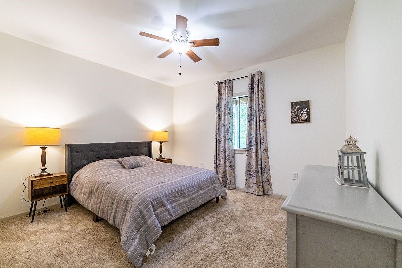 Furnished Finder property 586375_1 photo 9