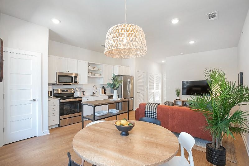 Furnished Finder property 586377_1 photo 7