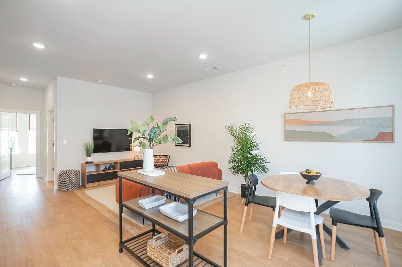 Furnished Finder property 586377_1 photo 11