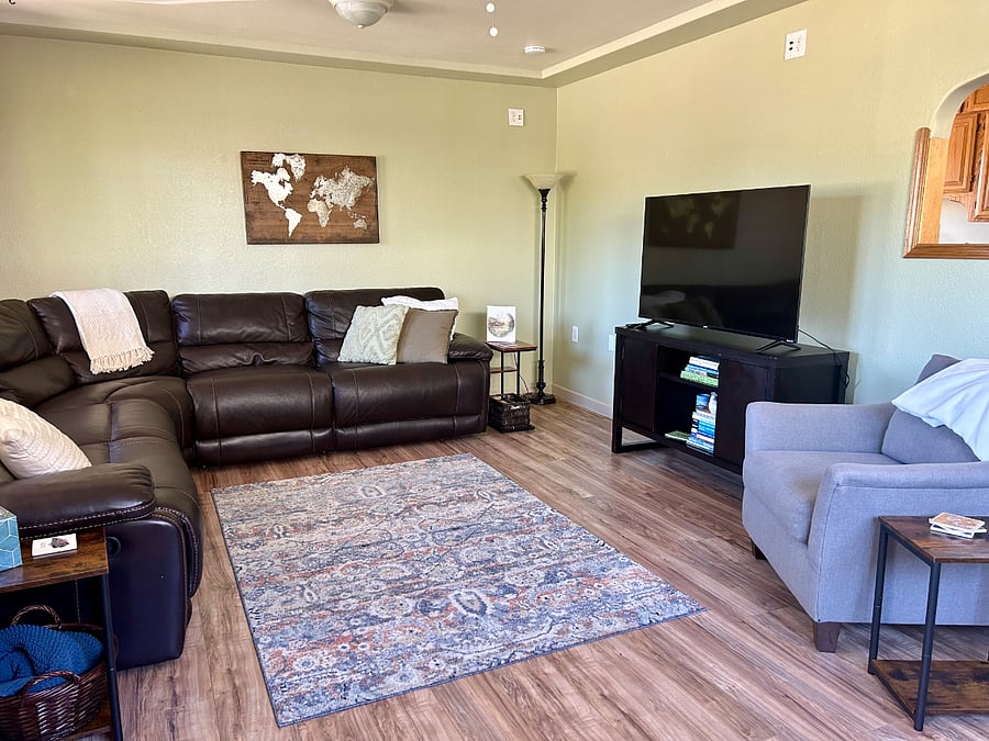 Furnished Finder property 586382_1 photo 3
