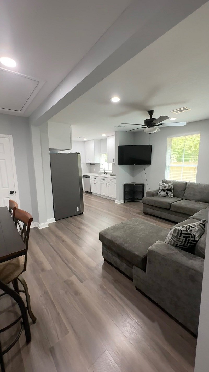 Furnished Finder property 586464_1 photo 7