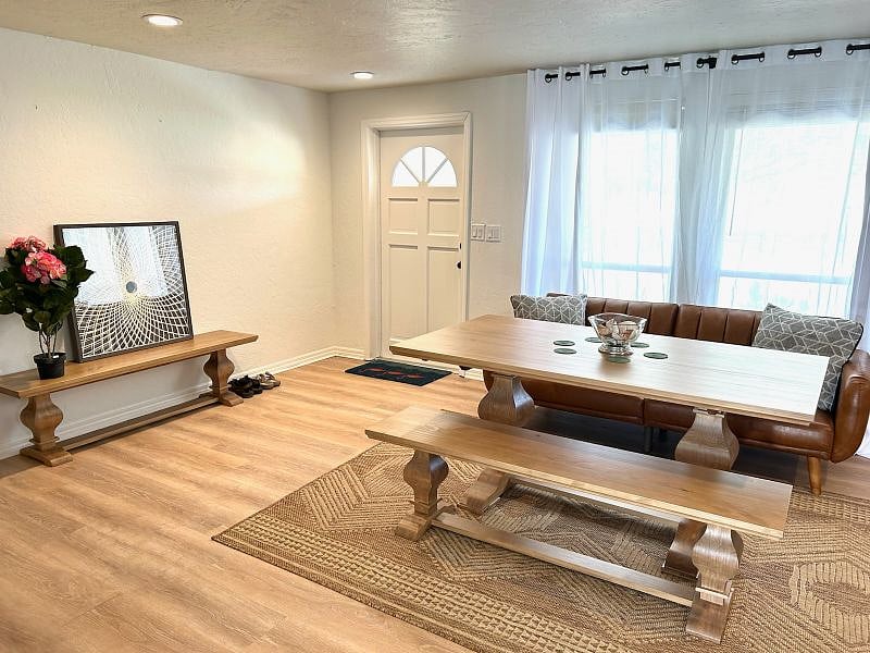 Furnished Finder property 586532_1 photo 4