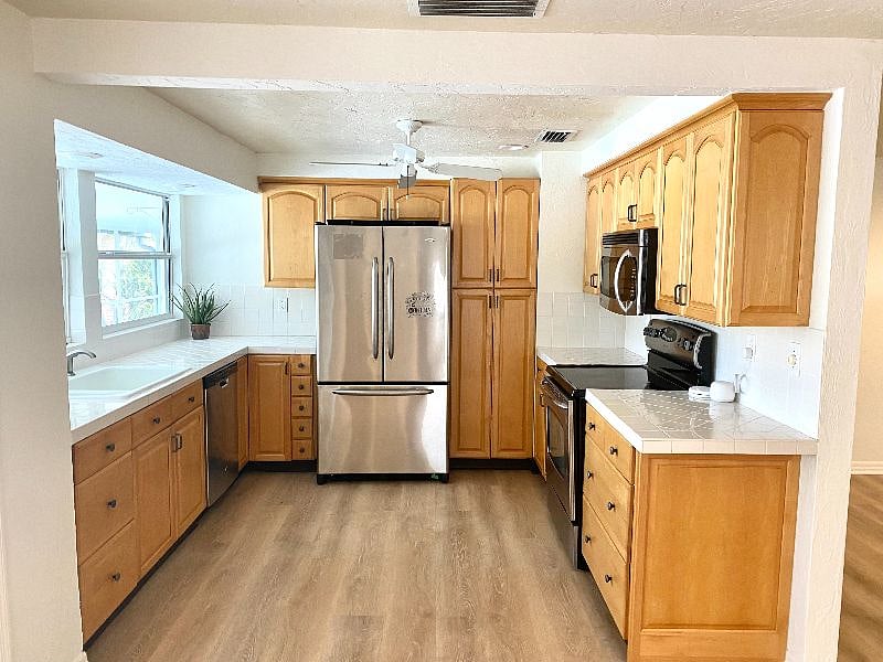 Furnished Finder property 586532_1 photo 9