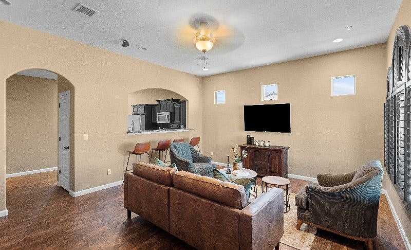 Furnished Finder property 586575_1 photo 4