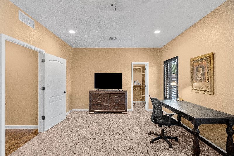 Furnished Finder property 586575_1 photo 14