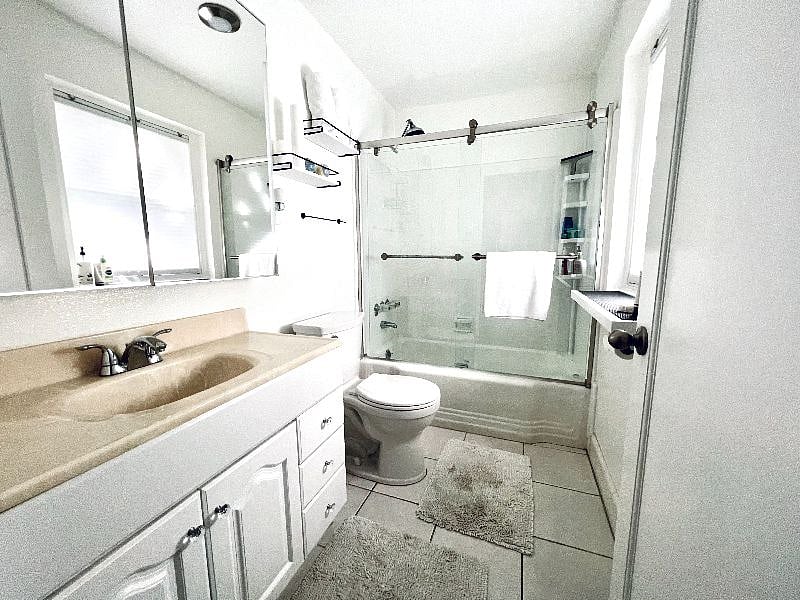Furnished Finder property 586590_1 photo 12
