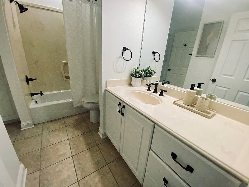 Furnished Finder property 586605_1 photo 9