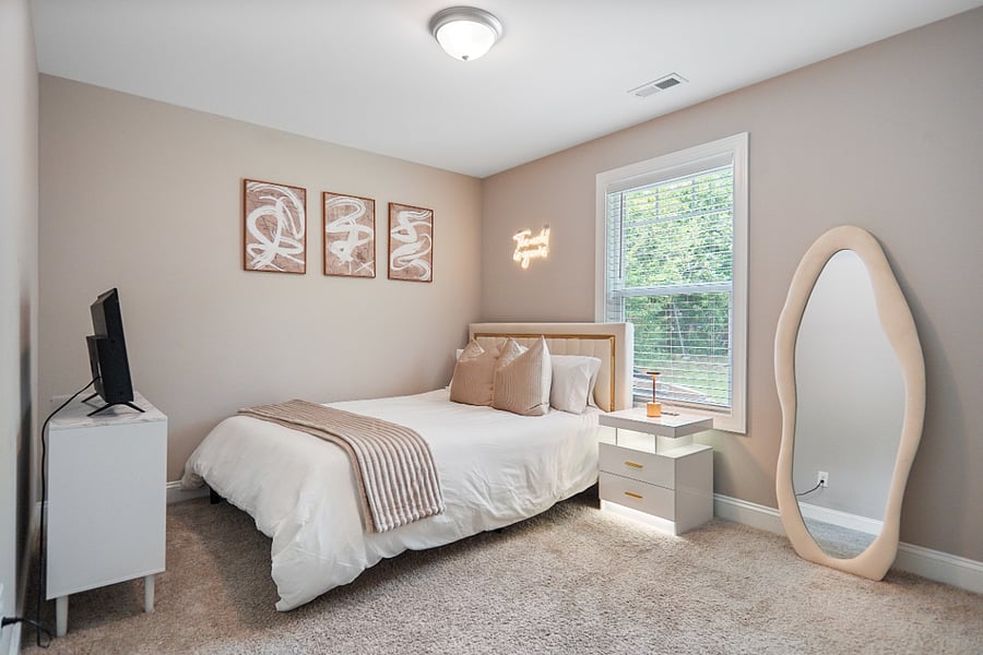 Furnished Finder property 586694_1 photo 12