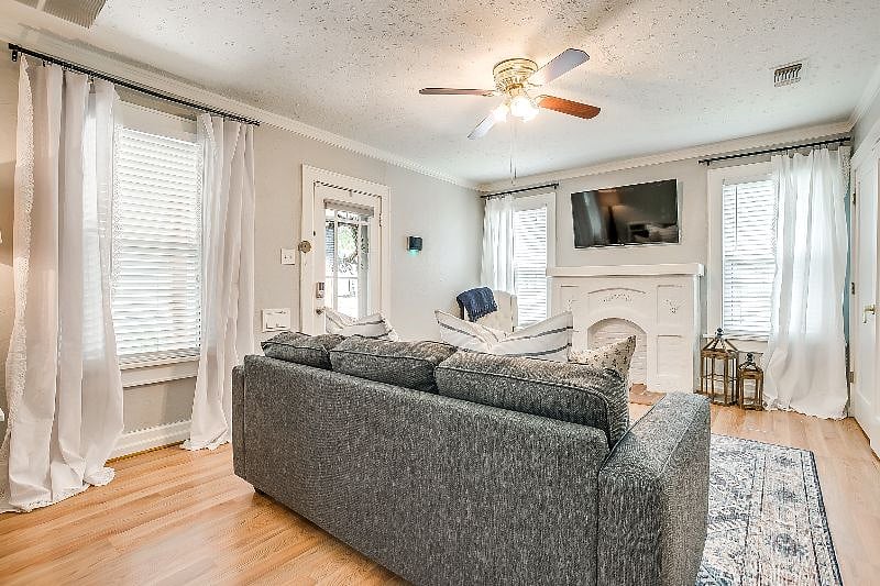 Furnished Finder property 586704_1 photo 4