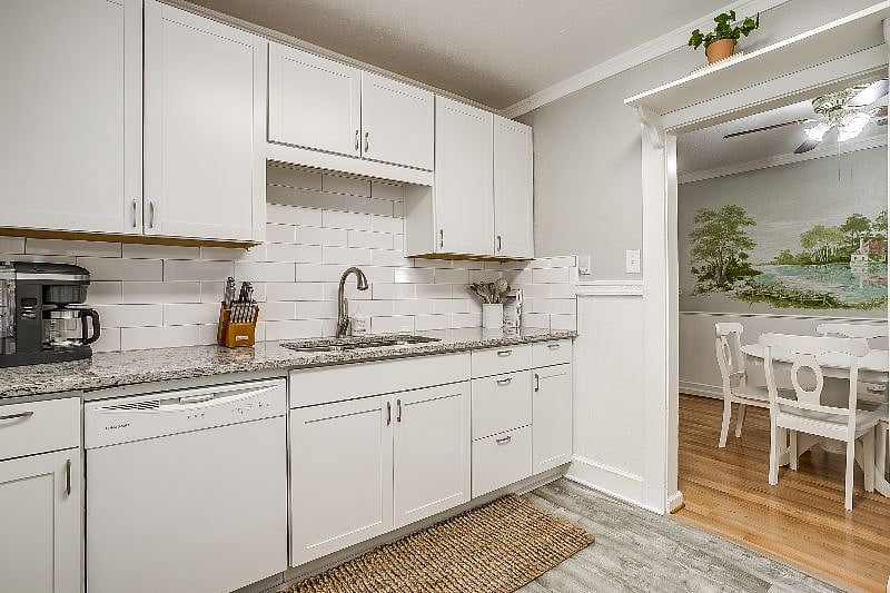Furnished Finder property 586704_1 photo 14