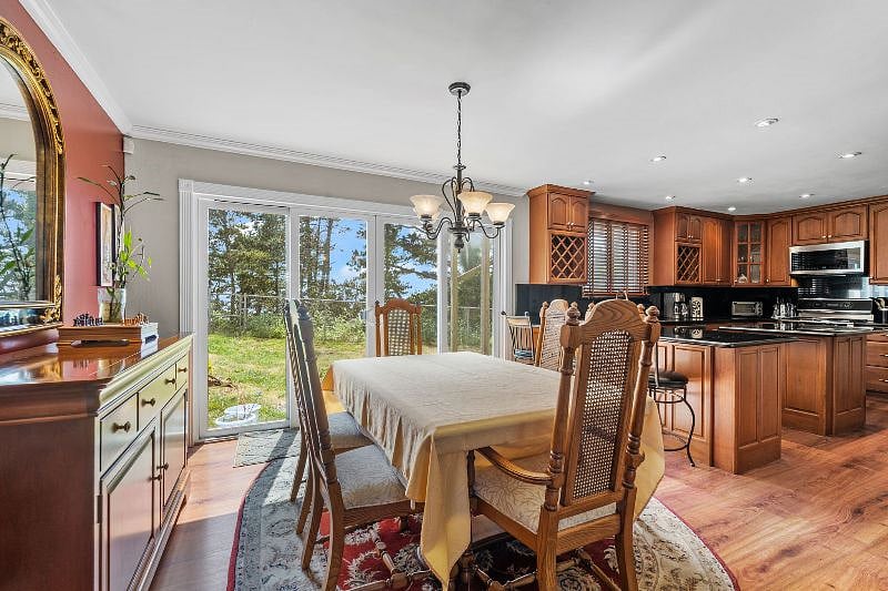 Furnished Finder property 586713_1 photo 6