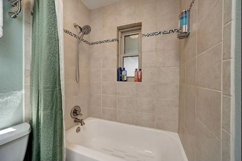 Furnished Finder property 586730_1 photo 25