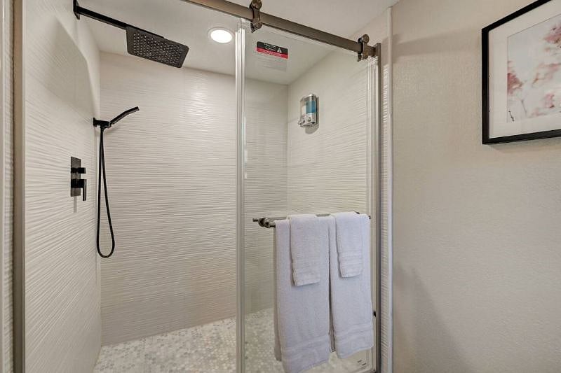 Furnished Finder property 586730_1 photo 17