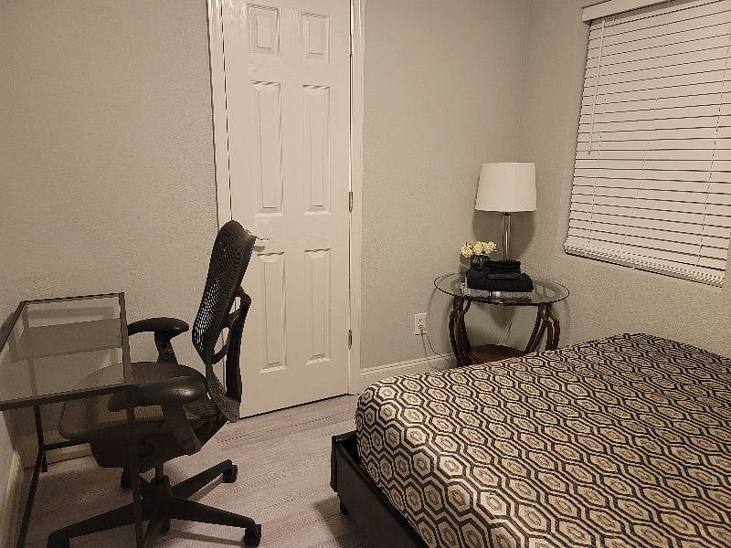 Furnished Finder property 586756_1 photo 21