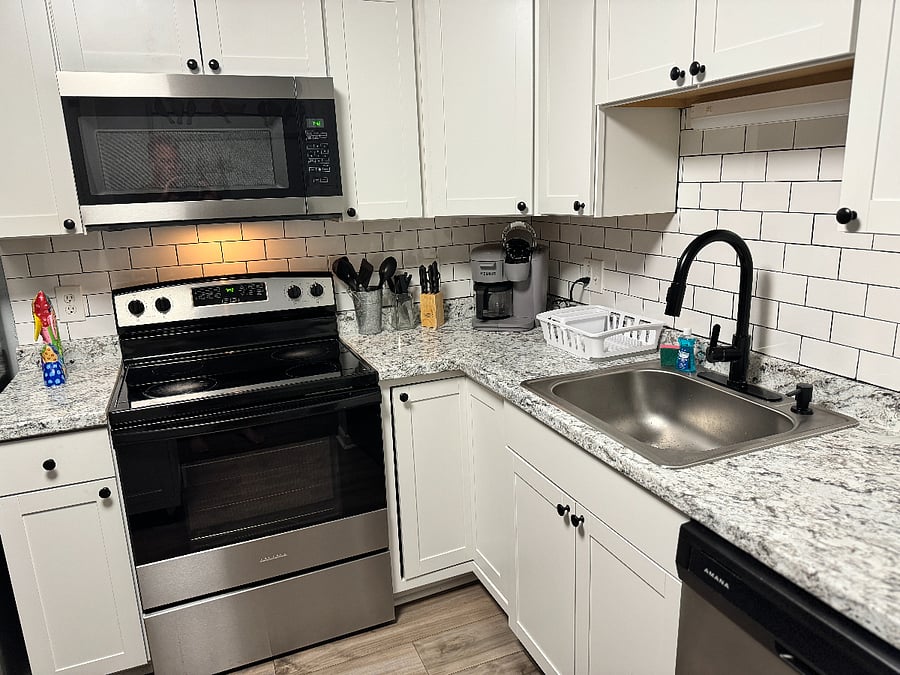 Furnished Finder property 586761_1 photo 7