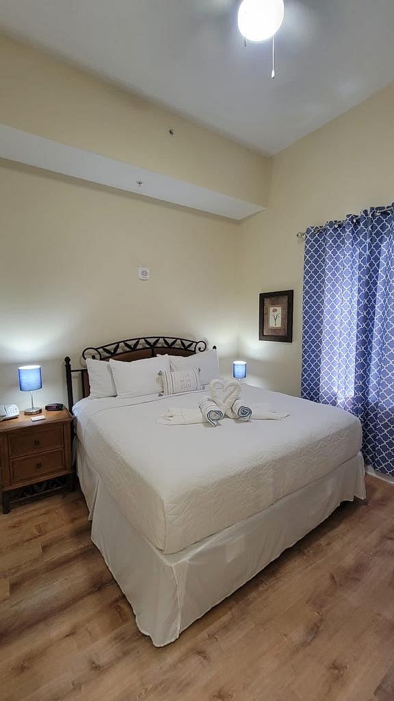 King bed