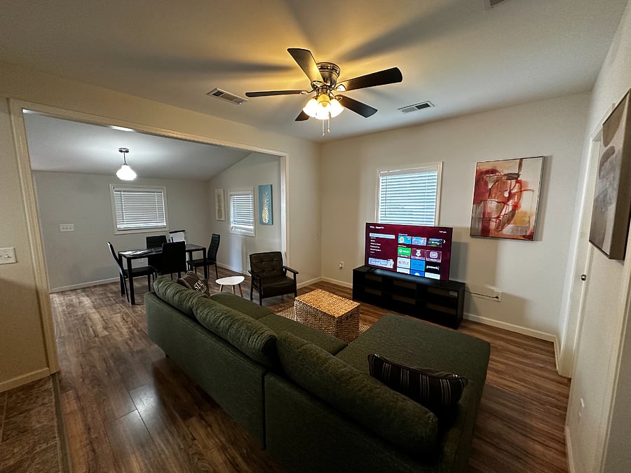 Furnished Finder property 586799_1 photo 16
