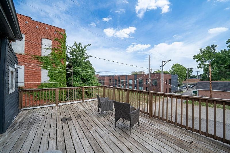 Furnished Finder property 586802_1 photo 12