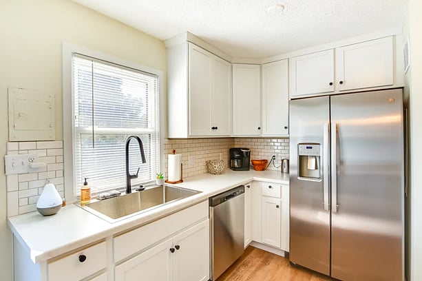 Furnished Finder property 586835_1 photo 8