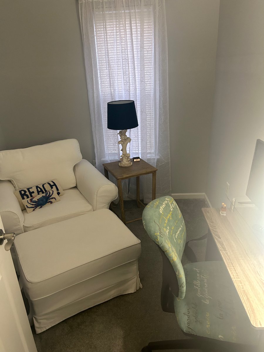 small office for use with tv