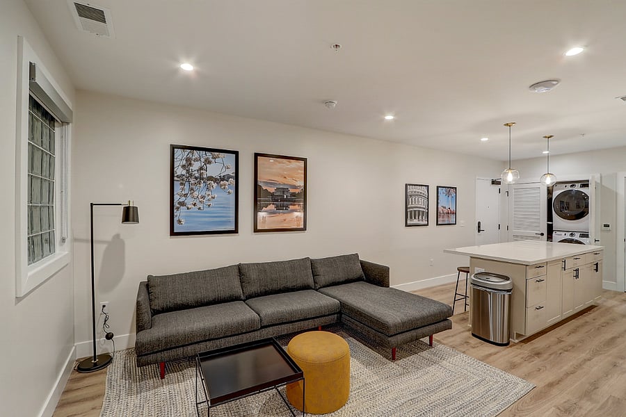 Furnished Finder property 586889_1 photo 3