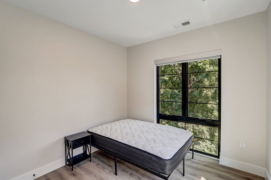 Furnished Finder property 586889_1 photo 13