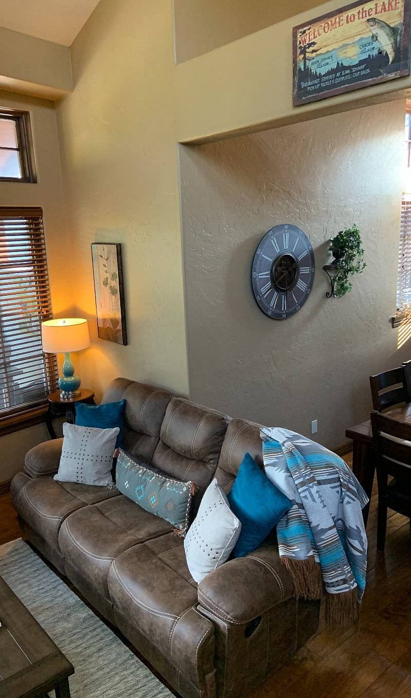 Furnished Finder property 586957_1 photo 3