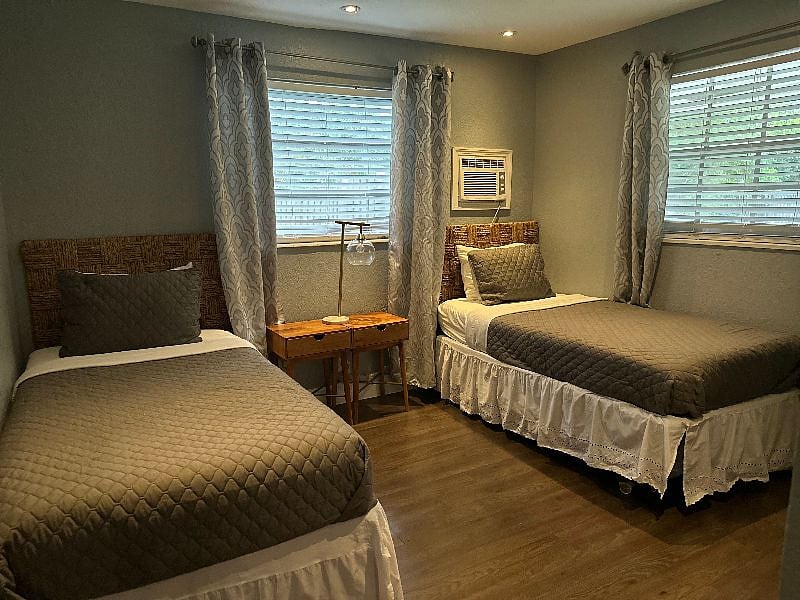Furnished Finder property 586962_1 photo 3