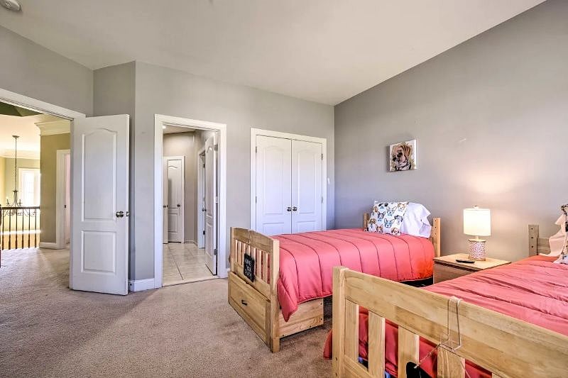 Furnished Finder property 586981_1 photo 11