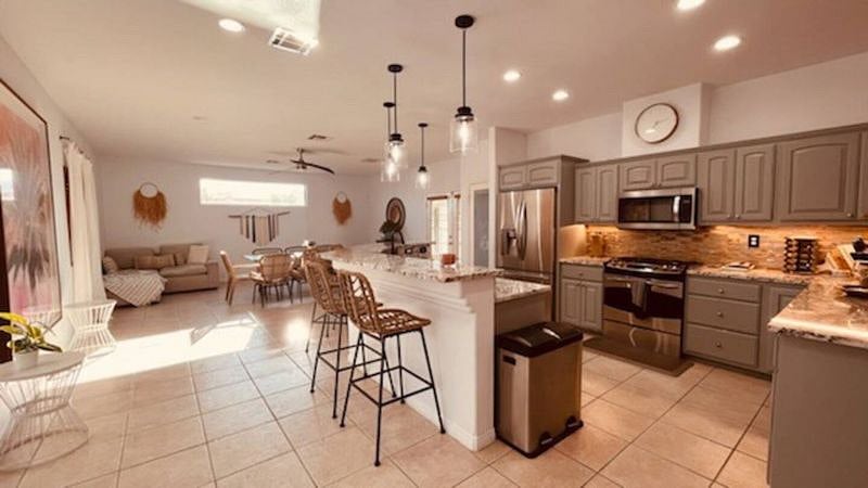 Furnished Finder property 586999_1 photo 16