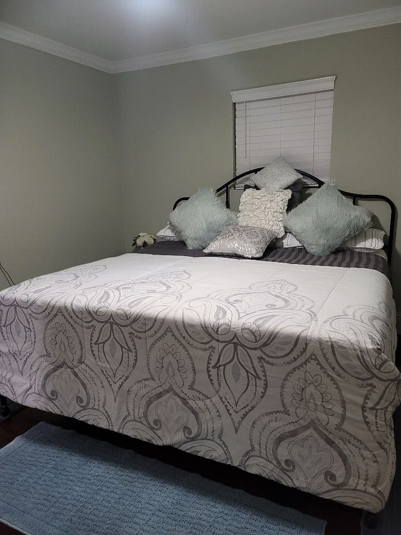 Furnished Finder property 587005_1 photo 18