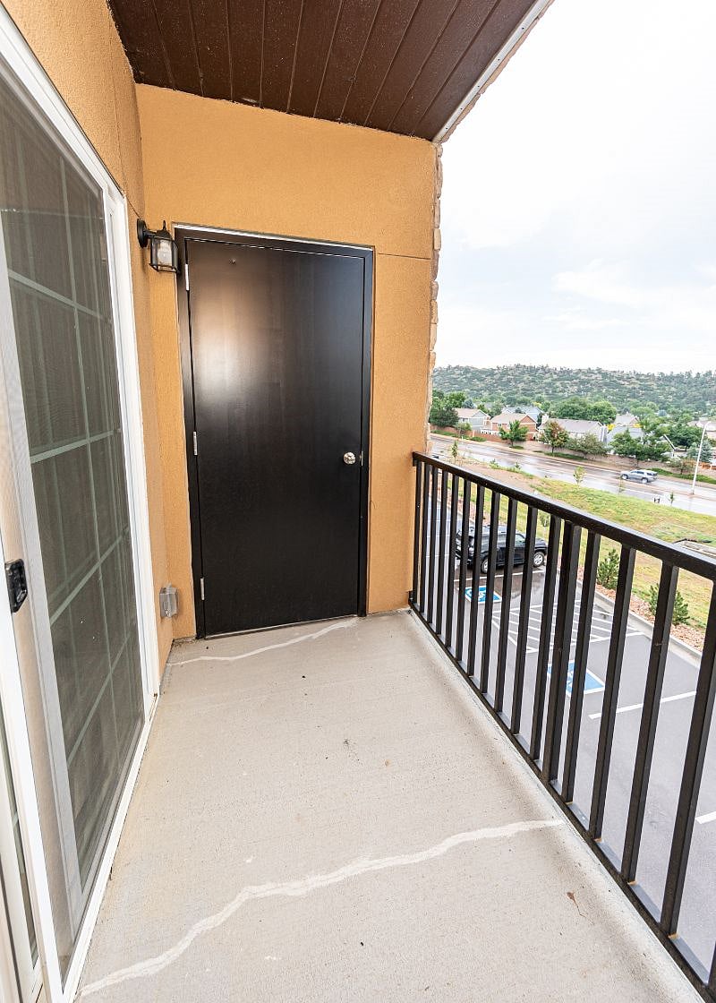 Furnished Finder property 587034_1 photo 15