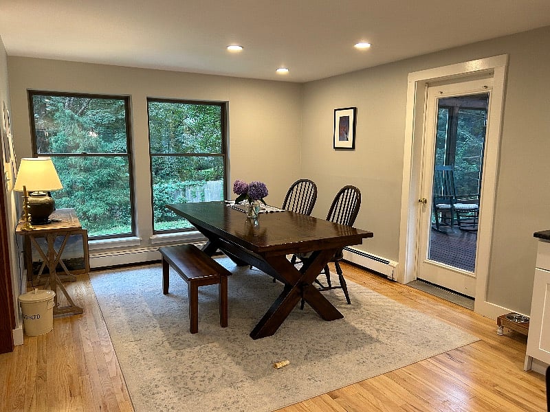Eat in dining area (additional leaves for table and chairs available)
