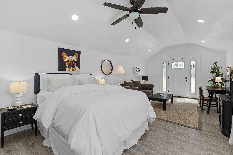 Furnished Finder property 587075_1 photo 2