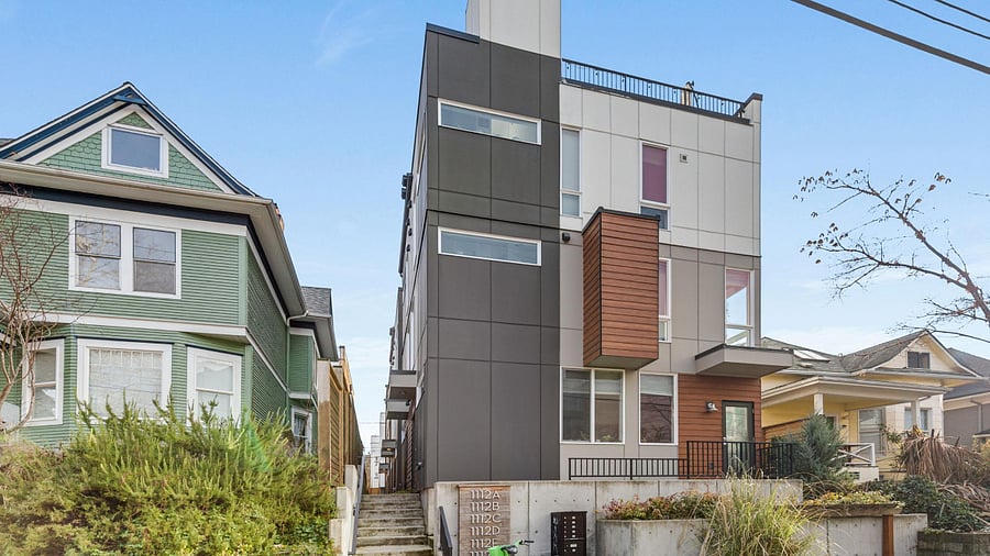 Capitol Hill Townhome - Exterior