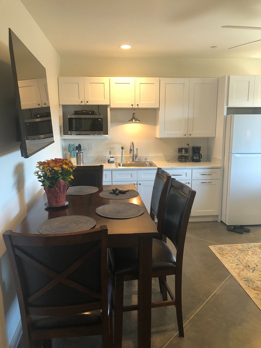Furnished Finder property 587182_1 photo 1